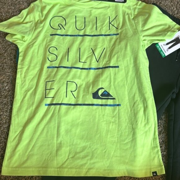 Quiksilver 2 pack Shirts and Joggers Bundle Size XL NEW - Picture 4 of 7